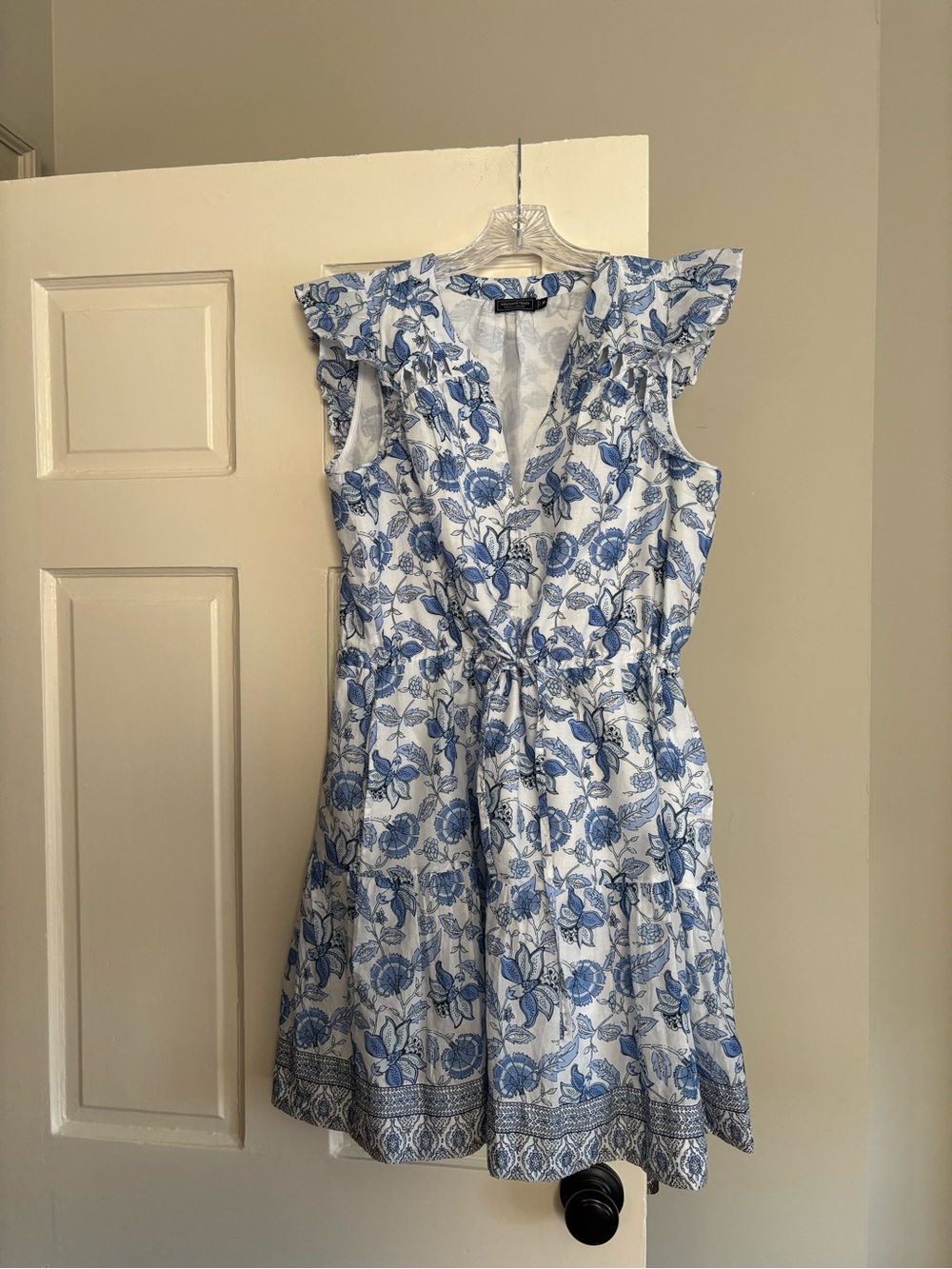 Vineyard Vines Blue/White indie floral cotton Abigail mini dress size  M